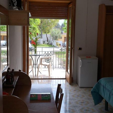 Villaggio "Camping Pompei" Bungalow Εξωτερικό φωτογραφία